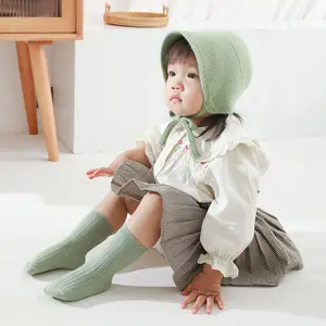 İlkbahar ve sonbahar yeni renkli Trendy sevimli kaymaz yenidoğan bebek çorap