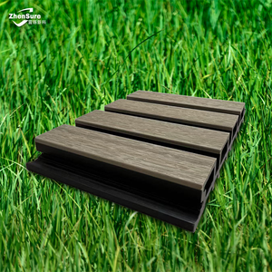 Grille en WPC Co-extrudé Moderne, Faible Entretien, Imperméable et Ignifuge pour l'aménagement paysager : Transformez vos espaces extérieurs - Product Image 5