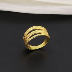 Anillo de Boda para Hombre Jxx de Alta Calidad, Chapado en Oro de 24K, Estilo Clásico Irregular, Joyería de Latón al por Mayor - Product Image 4