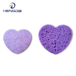 Hengda Wood Pulp Cotton Face Puff en forme de cœur 60x51mm multicolore biodégradable pour le nettoyage du visage - Product Image 4