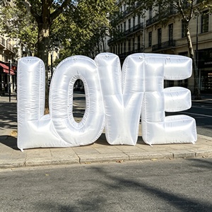 Letras inflables gigantes personalizadas con luces LED RGB, letras del alfabeto con la palabra LOVE, accesorio para ceremonias <span class=keywords><strong>de</strong></span> boda, aniversarios, fiestas y compromisos. - Product Image 1