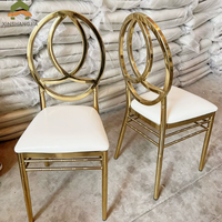 Chaise de banquet empilable en tissu rembourré avec cadre en métal doré résistant à l'usure pour hôtel, mariage, restauration, salle de réception