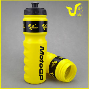 Muestra gratis 32oz plástico deporte Squeeze botella de agua aislada bicicleta botellas de agua para correr fútbol botella de agua - Product Image 6