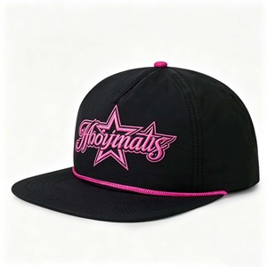 Casquette de sport à 5 panneaux à séchage rapide avec logo brodé personnalisé - Product Image 1