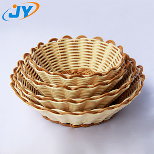 Giỏ đựng đồ bằng nhựa dệt tay bền chắc, dễ vệ sinh, dùng để đựng đồ ăn nhẹ, bánh mì, trái cây, rau củ trong nhà bếp - Product Image 4