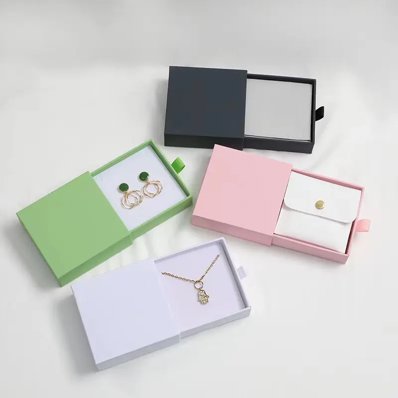 9*9cm Wholesale White Jewelry box Jewelry Packaging Box Paper Necklace Bracelet Ring Earring Box With logo