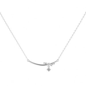 Collar con Colgante de Zirconia 5A en Forma de Barra Geométrica con Lazo, Cadena de Eslabones de Plata 925, Diseño Minimalista y Elegante de Dylam - Product Image 1