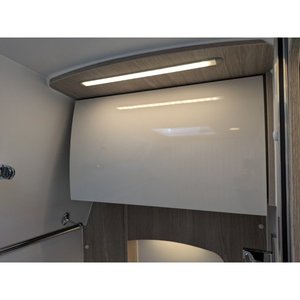 Camping-car automatique en acier Wildax Solaris XL 2026 avec capacité de 4 à 6 passagers, équipements réglables, norme d'émission 5 - Product Image 2