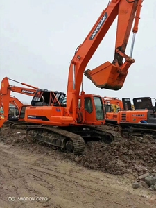 Excavatrice Doosan DH420LC 225LC DH300 d'occasion, 90 % neuve, avec moteur et composants essentiels, en promotion à prix réduit - Product Image 6