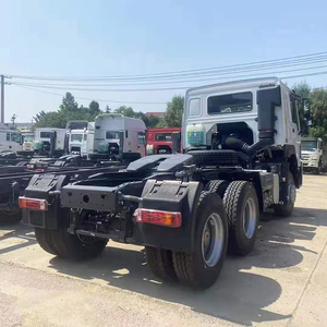 Nuevo Camión Tractor Sinotruk Howo 6x4 Personalizable de Bajo Precio, 400Hp Euro2, con Motor Diésel Weichai, Volante a la Izquierda, para Trabajo Pesado - Product Image 3