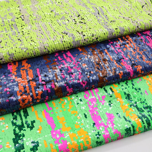 Tissu à paillettes florales multicolores pour textiles d'intérieur Vêtements pour filles Tricot brodé scintillant Accessoires de mariage pour garçons - Product Image 1