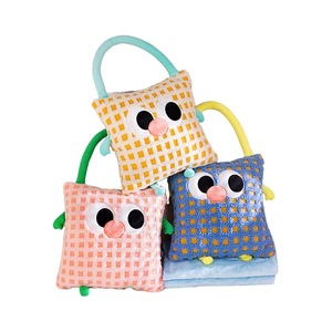 Manta de Almohada Dopamine Big Eyes, 24x24 Pulgadas, Cuadrada, Portátil, de Doble Uso, Cojín de Soporte Lumbar, Diseño de Dibujos Animados, Poliéster Extra Suave - Product Image 5