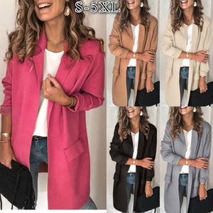 بليزر نسائي بأكمام طويلة, بليزر نسائي بأكمام طويلة بتصميم عصري باللون الأحمر الوردي - Product Image 1