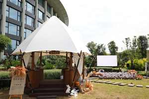 Public Scenic Resort Area Light Luxury Veil Tent Cabin Camping Structure ouverte Auvent de maison en bois pour célébration Party Catering - Product Image 3