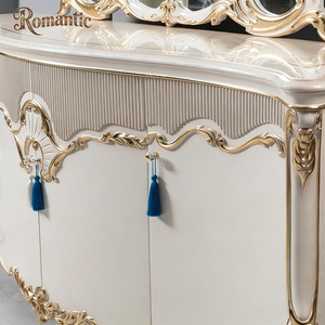 <span class=keywords><strong>Juego</strong></span> <span class=keywords><strong>de</strong></span> Comedor <span class=keywords><strong>de</strong></span> Lujo Clásico Neoclásico, Muebles Tallados Dorados, <span class=keywords><strong>Juego</strong></span> <span class=keywords><strong>de</strong></span> Comedor <span class=keywords><strong>de</strong></span> Terciopelo Turquesa para Mansiones <span class=keywords><strong>de</strong></span> Alta Gama - Product Image 5