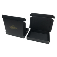 Luxuriöse Große Schwarze Matt/Glänzende Kartonverpackung für Socken mit Individuellem Goldfolien-Logo Bekleidungs-Versandkartons mit Stanzmuster