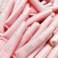 Huile à lèvres teintée au peptide de camélia, marque privée, 13 ml, tube souple rose, longue tenue, hydratante, logo personnalisé, gloss hydratant