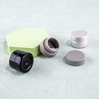 Pot en plastique PP en gros, mini pot de 5g pour gel de construction, pot noir pour gel UV, pot pour impression d'art d'ongles, pot d'échantillon, pot de vernis à ongles