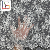 Tissu de dentelle française à cils brodé de perles et de sequins de haute qualité pour robe de mariée