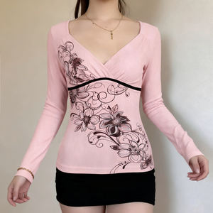 Camiseta de Moda para Mujer, Estilo Vintage, Cuello en V, Ajustada, Estampada, Color Rosa, Informal, para Otoño e Invierno, Estilo Femenino - Product Image 3