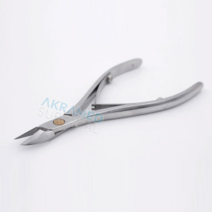 Pinces à ongles à cuticules professionnelles de haute qualité pinces coupantes faites à la main au Pakistan - Product Image 1