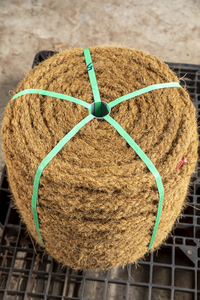 Cuerda de fibra de coco marrón natural a precio de fábrica para embalaje ecológico, soporte para plantas, artesanía y uso general - Product Image 3