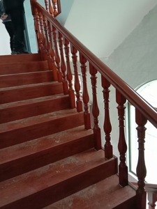 Hiện đại rắn màu sắc hình bát giác cột gỗ cao su cho nhà và biệt thự cầu thang bộ phận - Product Image 3