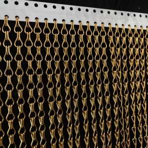 <span class=keywords><strong>Rideau</strong></span> <span class=keywords><strong>de</strong></span> <span class=keywords><strong>porte</strong></span> à moustiquaire en aluminium à double crochet décoratif <span class=keywords><strong>Rideau</strong></span> en tissu à mailles métalliques - Product Image 4