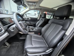 BYD Leopard Titanium 3, SUV Eléctrico de 5 Plazas, Carga Rápida, 501 km de Autonomía, Auto de Lujo Usado - Product Image 4