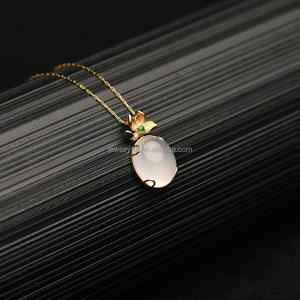 จี้หยกน้ำแข็งธรรมชาติ 18K คิวคิว ดีไซน์สวยงาม หรูหรา ระดับไฮเอนด์ อเนกประสงค์ - Product Image 2