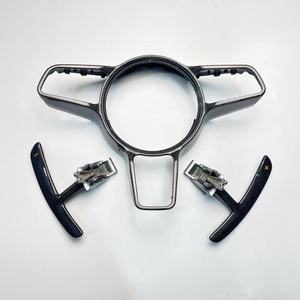 Copertura Centrale del Volante Sportivo in Fibra di Carbonio Lucida con Cuciture Personalizzate per Porsche 991 991.2 911 992 987 Cayenne Cayman - Product Image 4