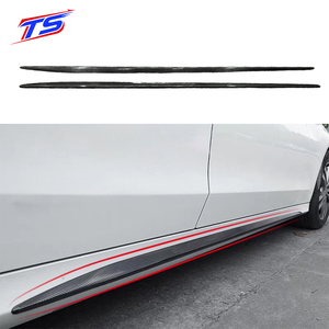 Minigonne laterali in fibra di carbonio <span class=keywords><strong>W205</strong></span> per Mercedes Benz Classe <span class=keywords><strong>C</strong></span> <span class=keywords><strong>W205</strong></span> C63 C43 <span class=keywords><strong>AMG</strong></span> - Product Image 1