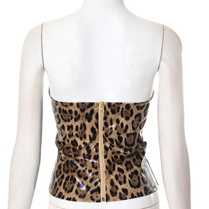 Top corto sin mangas con cremallera y estampado de leopardo para mujer, estilo moderno - Product Image 5