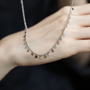 Colliers à pendentif en forme de pompon pour femmes, en alliage, minimalistes, à porter au quotidien, bijoux à la mode - Product Image 3