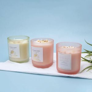Elegant Handmade Soy Wax Scented Candles With Dried Flowers Floral Aromatherapy Home Decoration Cylinder Glass Jar 1 Wick - Product Image 2