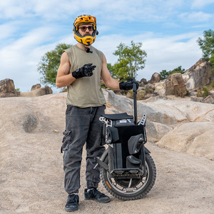 Monociclo Eléctrico KS-F22PRO-S de 3108 Wh y 20 A con Carga Rápida, Versión Audio, para Desplazamientos y Aventuras, Alcance de 180 km, Sin Ansiedad por la Autonomía, Portátil - Product Image 3