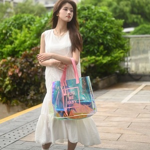 Bolsa Holográfica Iridiscente Láser Rosa de Venta al por Mayor de Fábrica, Bolsa de Compras Reutilizable con Logotipo Personalizado, Bolsa de PVC Transparente con Holograma Arcoíris - Product Image 5