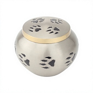Urnas de Cremación para Mascotas de Estilo Americano, de Latón Ecológico, con Grabado de Huellas de Plata, Marca Odyssey, Capacidad de 200 Pulgadas Cúbicas - Product Image 1