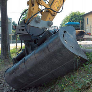 カスタム掘削機傾斜バケットCAT336E30トンransun掘削機傾斜バケット掘削機傾斜レーキバケット - Product Image 6