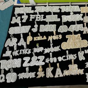 Yu Ying OEM/ODM, Colgante de Moissanita Personalizado en Plata de Ley 925 Chapada en Oro con Moissanita GRA - Product Image 5