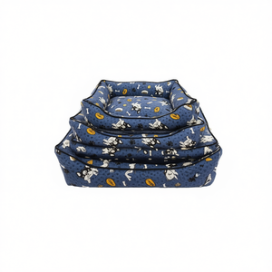 Set Cuccia per Cani di Alta Qualità in Cotone Spesso, Tre Pezzi con Fondo Blu e Design a Testa di Cane per Animali Domestici - Product Image 2