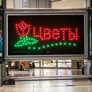 Écran d'affichage LED mural intérieur personnalisé, format 16:9, pour la publicité - Product Image 2