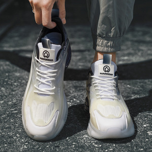 Chaussures de sport décontractées pour hommes en maille d'été, à bout rond, avec semelle intermédiaire en EVA rehaussante et semelle extérieure en caoutchouc - Product Image 2