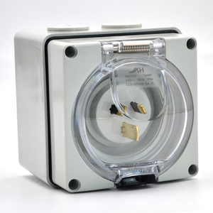 <span class=keywords><strong>Enchufe</strong></span> Industrial <span class=keywords><strong>Macho</strong></span> Recto Impermeable de 3 Pines, 250V 20A, Trifásico, Cumple con la Norma Australiana AS/NZS 3112 IP66 56AI310 - Product Image 1