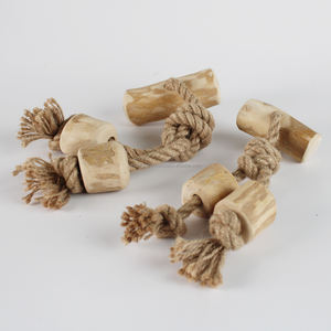 Vente en gros prix en vrac café bois triple remorqueur sac OPP emballage moderne Vietnam intérieur écologique longue durée jouets à mâcher - Product Image 1