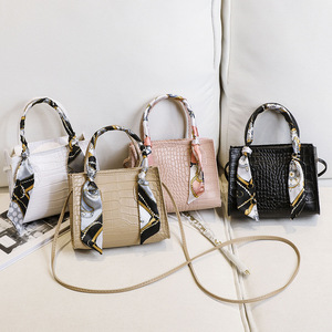 ALL4 Nuova <span class=keywords><strong>Borsa</strong></span> Trendy e alla Moda con Motivo Coccodrillo, Piccola <span class=keywords><strong>Borsa</strong></span> a <span class=keywords><strong>Tracolla</strong></span> per Donne - Product Image 1