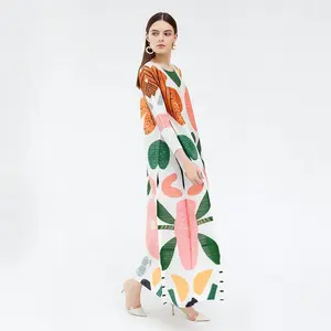 शरद ऋतु महिलाओं की 100% पॉलिएस्टर प्रिंट miyake pleated लंबी आस्तीन पोशाक फूल मुफ्त आकार महिलाओं की पोशाक