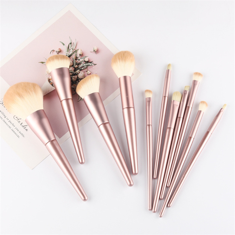 Custom Logo Professional Private Label Luxury Beauty Brushes Super Soft Vegan Cosmetics Foundation Pink Makeup Brush Set