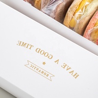 Boîtes de boulangerie pliantes en papier kraft avec logo et taille personnalisés Boîtes à biscuits carrées blanches