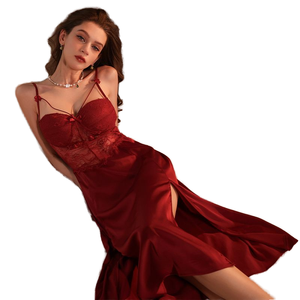 Été avancé pour femmes avec coussinet de poitrine chemise de <span class=keywords><strong>nuit</strong></span> femmes dentelle bord col en v glace soie fendue licou Sexy pyjama mince Look minceur - Product Image 1